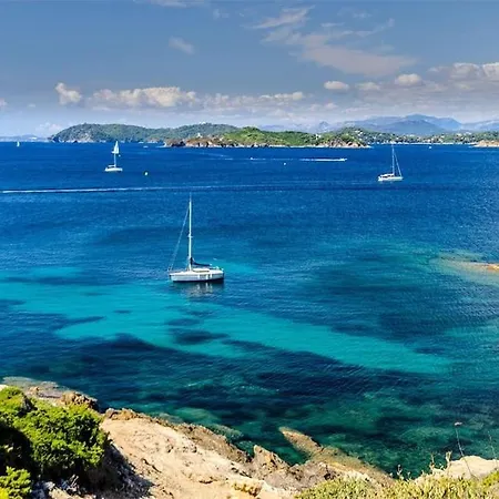 Appartement 2 Personnes Vue Climatisé Linge Maison Le Lavandou