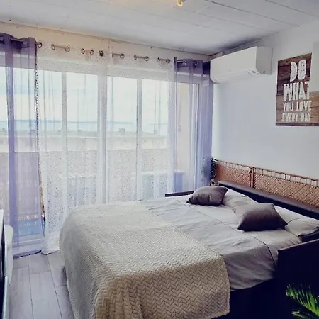 Apartament 2 Personnes Vue Climatise Linge Maison Le Lavandou