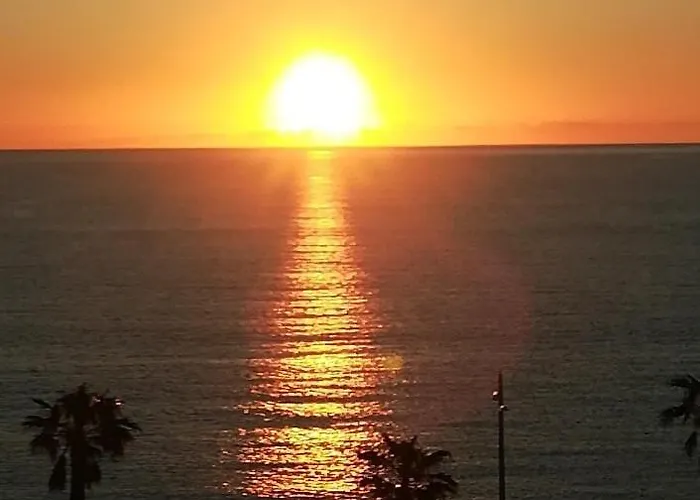 2 Personnes Vue Climatise Linge Maison * Le Lavandou