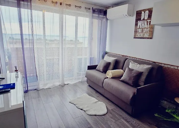 2 Personnes Vue Climatise Linge Maison Lägenhet Le Lavandou